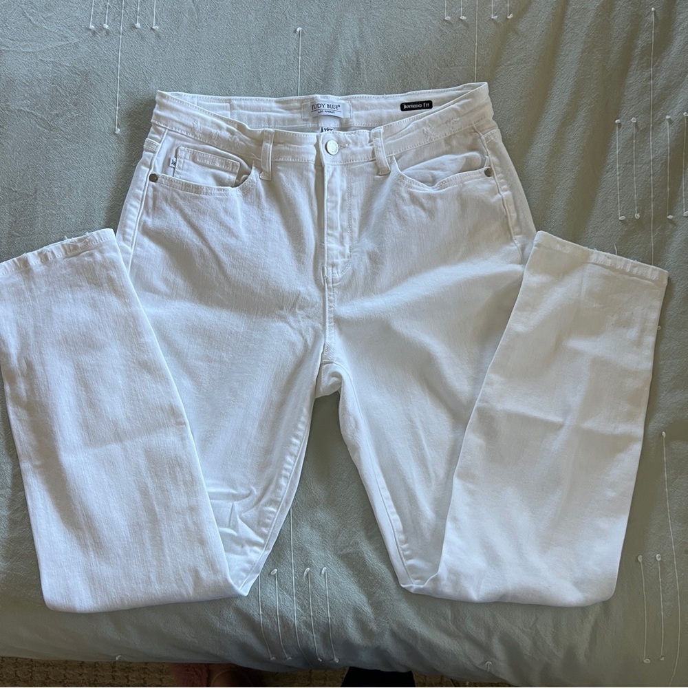 Judy Blue White Boyfriend Jeans